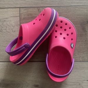Like new girls size 11 crocs